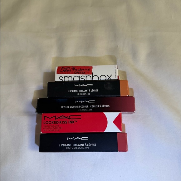 MAC Lip Gloss and Smashbox Lipstick Bundle - Picture 1 of 1